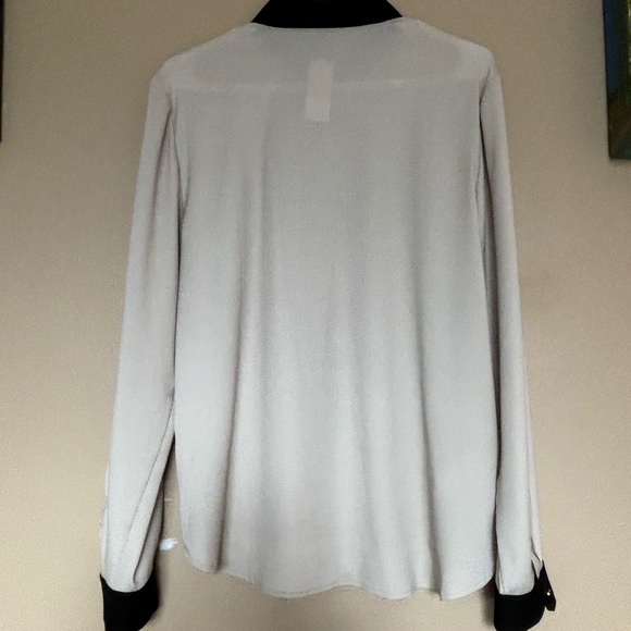 Ann Taylor NWT long sleeve dress shirt size 12 - Picture 3 of 8